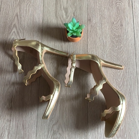 Kelly & Katie Lurton size 7 1/2 M - Picture 8 of 16